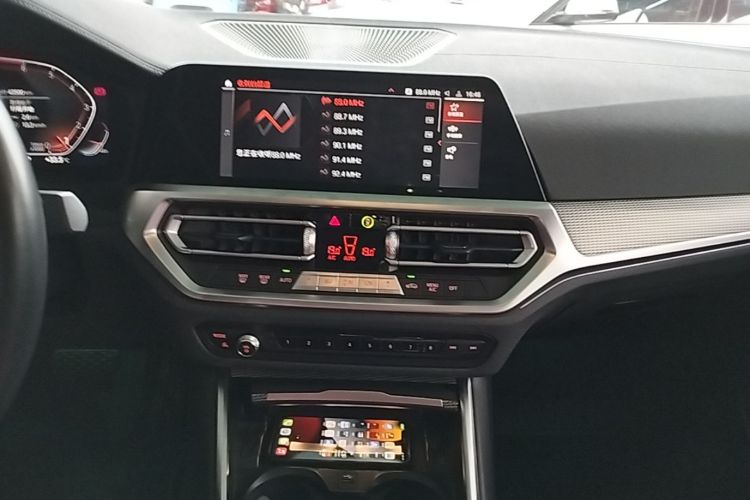 BMW 3 Series 2021 #13 BMW 3 Series 2021 immagine di auto #13