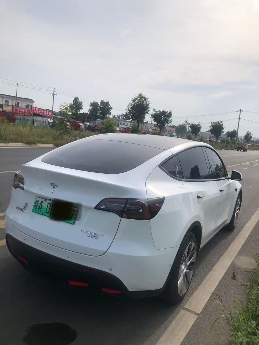 Tesla Model Y 2021 #5 Tesla Model Y 2021 immagine di auto #5