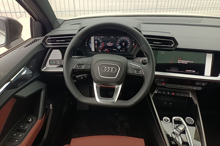 Audi A3 2026 immagine di auto #11