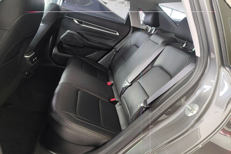 GEELY Emgrand 2024 #17 GEELY Emgrand 2024 car image #17