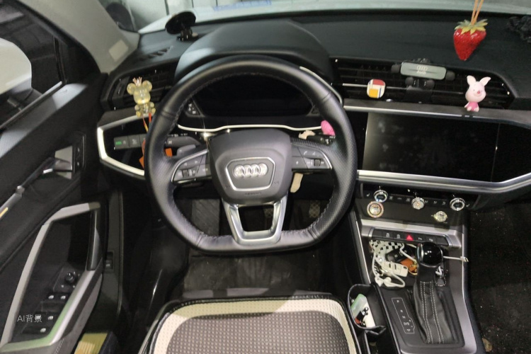 Audi Q3 2023 #12 Audi Q3 2023 car image #12