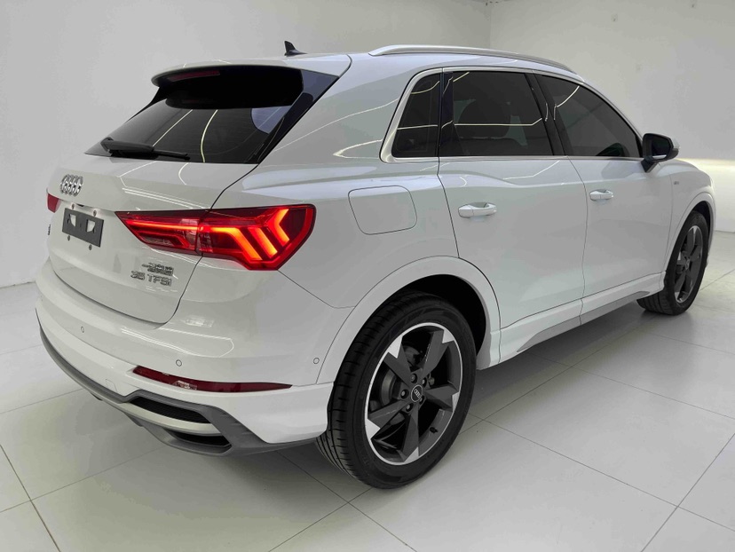 Audi Q3 2023 #6 Audi Q3 2023 car image #6