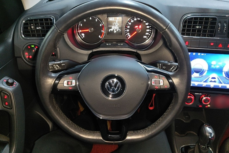 Volkswagen Polo 2019 #11 Volkswagen Polo 2019 car image #11