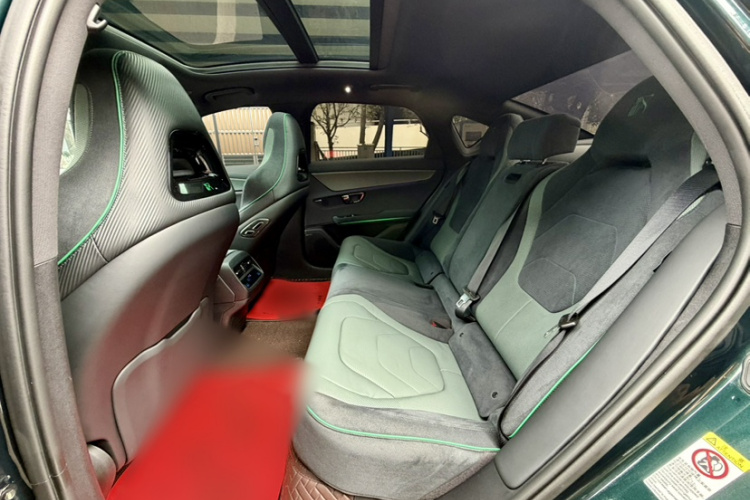 BYD Han 2023 immagine di auto #15