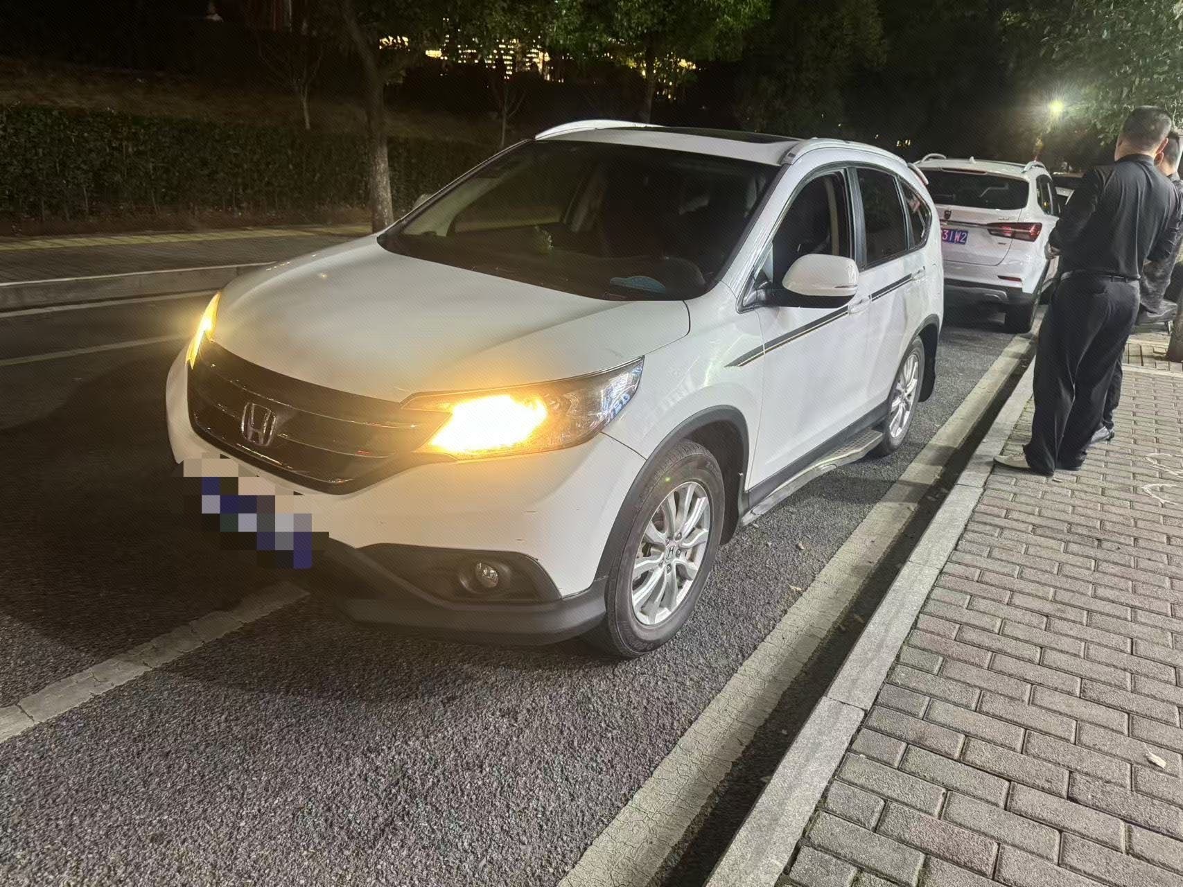 2013 2013 car image