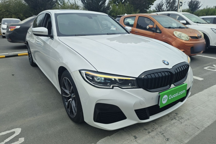 BMW 3 Series 2021 #4 BMW 3 Series 2021 car image #4
