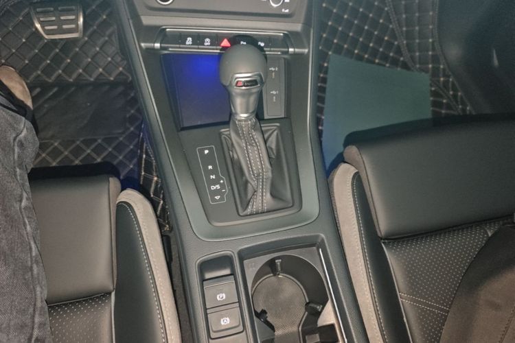Audi Q3 2024 #16 Audi Q3 2024 car image #16