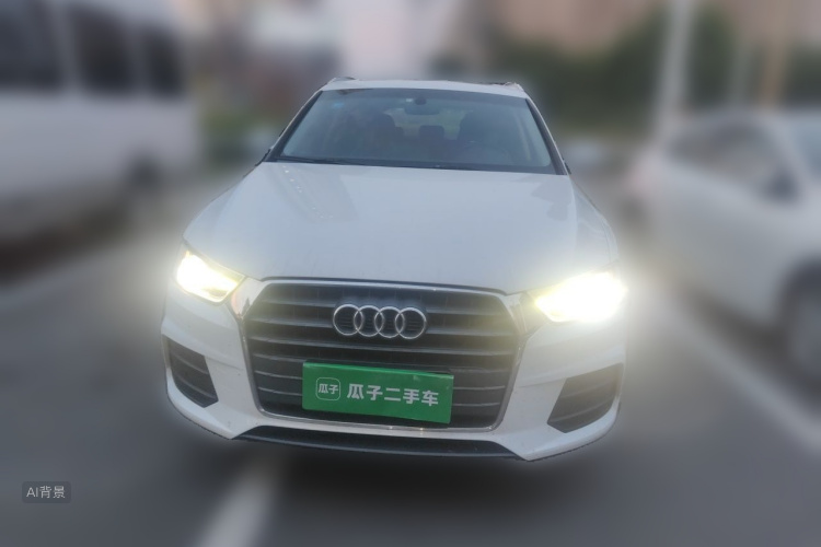 Audi Q3 2017 car image #3