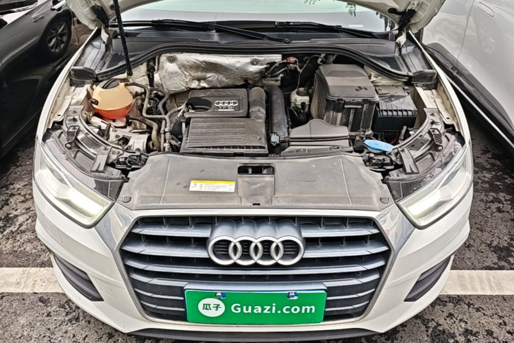 Audi Q3 2018 car image #20