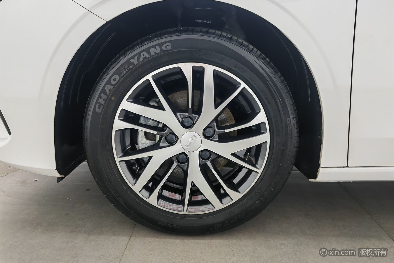 GEELY Emgrand 2023 car image #7