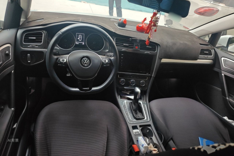 Volkswagen Golf 2020 #11 Volkswagen Golf 2020 car image #11