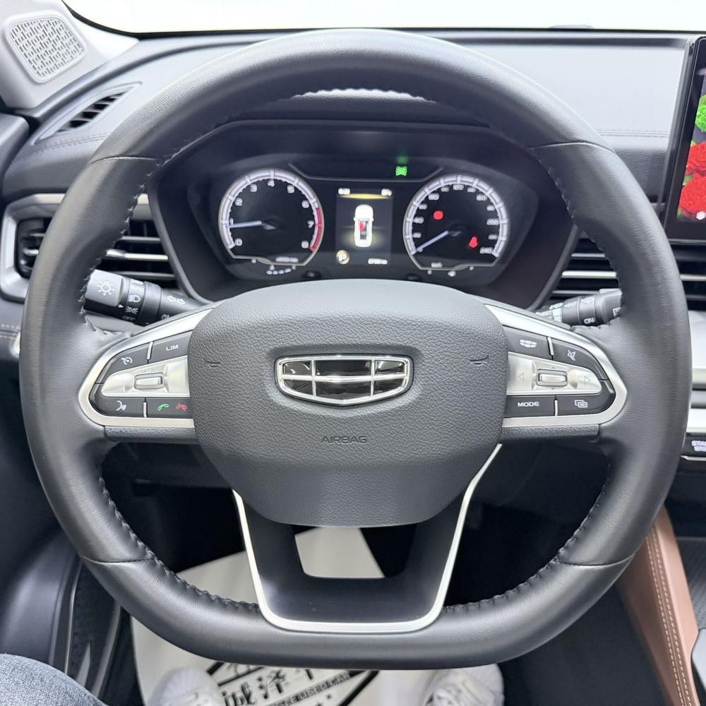 GEELY Vision X6 2021 immagine di auto #21