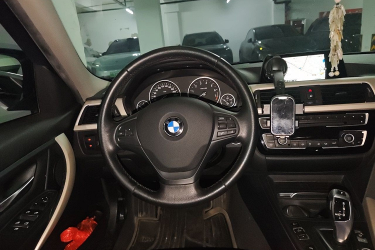 BMW 3 Series 2016 #15 BMW 3 Series 2016 car image #15