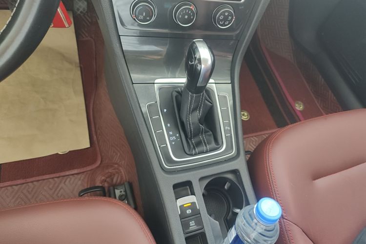Volkswagen Golf 2017 #14 Volkswagen Golf 2017 car image #14