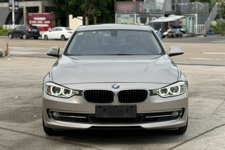 BMW 3 Series 2015 #5 BMW 3 Series 2015 car image #5