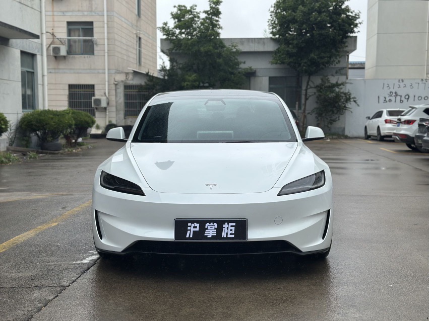 Tesla Model 3 2025 #2 Tesla Model 3 2025 car image #2