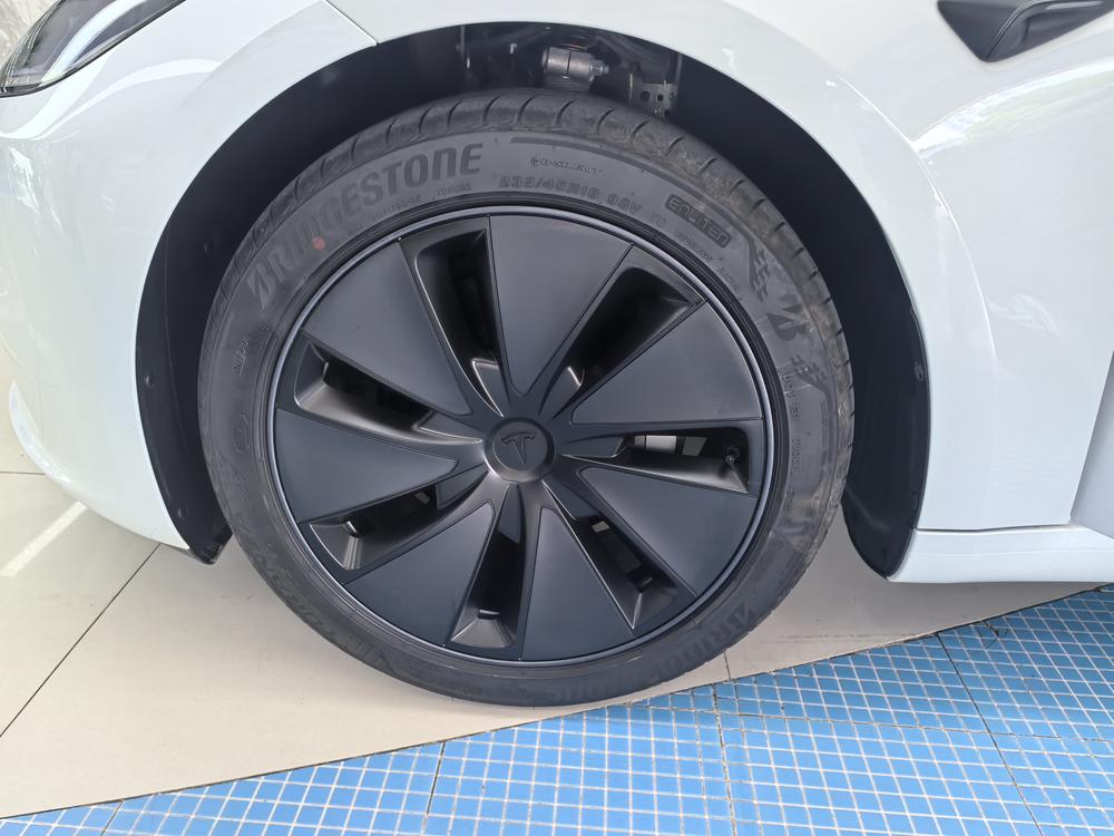 Tesla Model 3 2025 #11 Tesla Model 3 2025 car image #11