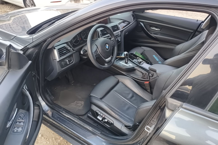 BMW 3 Series GT 2018 #16 BMW 3 Series GT 2018 car image #16
