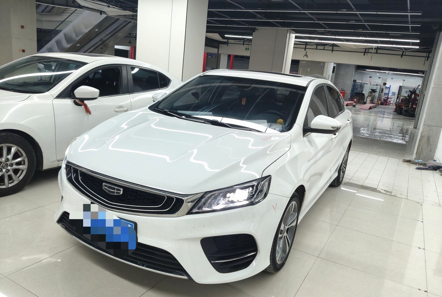 GEELY Binray 2019 GEELY Binray 2019 immagine di auto