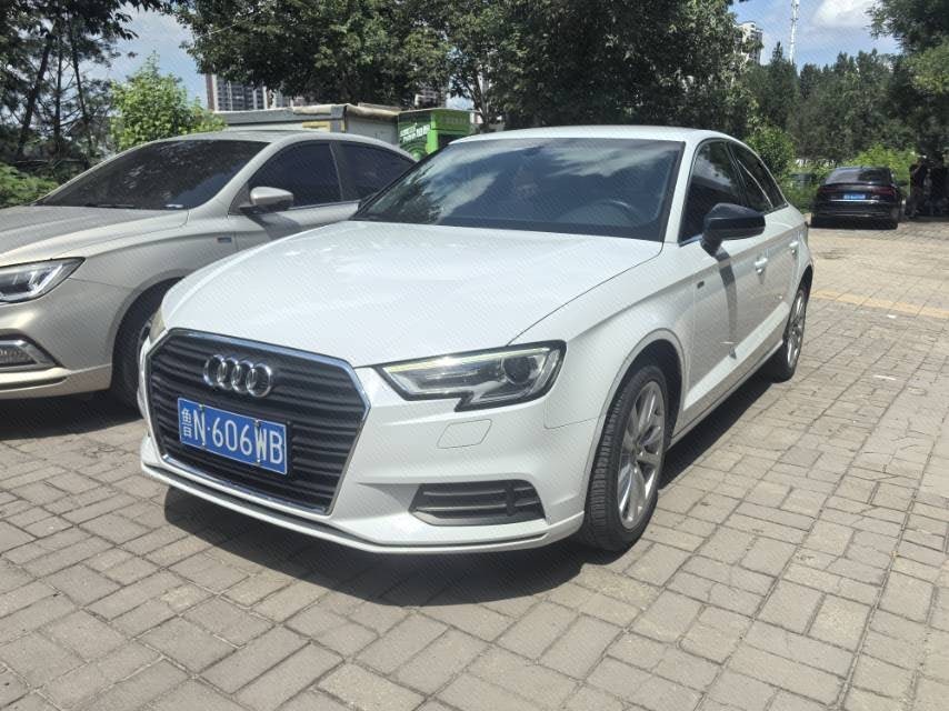 2018 imagen de coche 