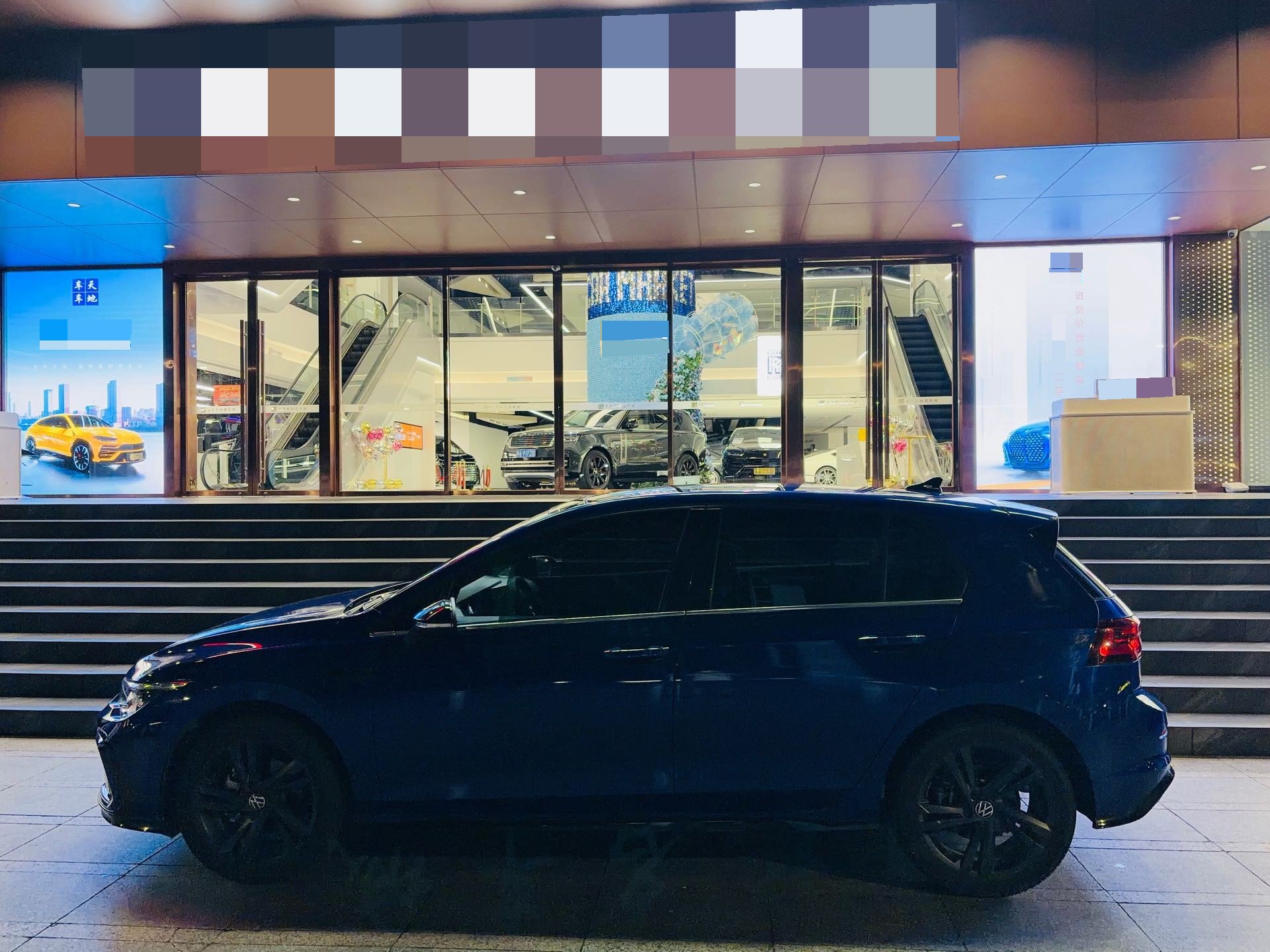 2021 immagine di auto #2