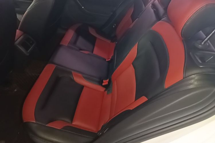 Volkswagen Golf 2016 car image #13