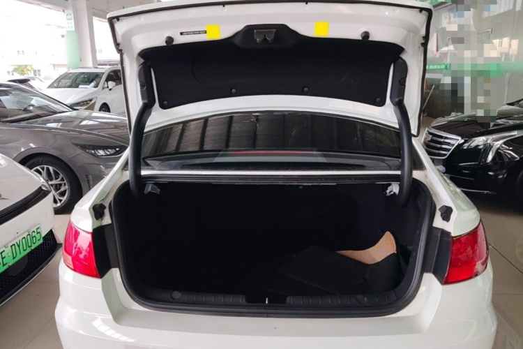 GEELY Emgrand GL 2018 car image #19