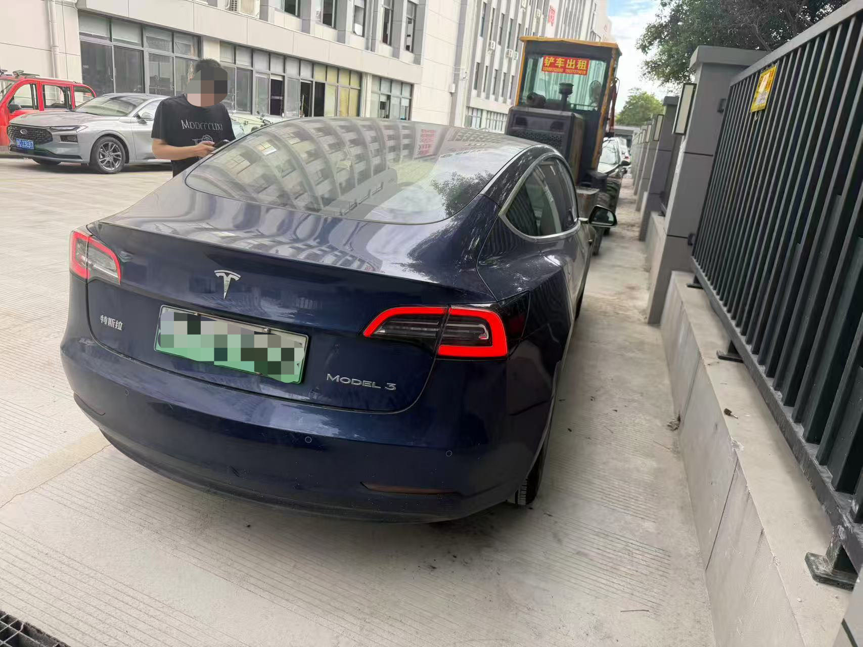 Tesla Model 3 2021 #4 Tesla Model 3 2021 car image #4