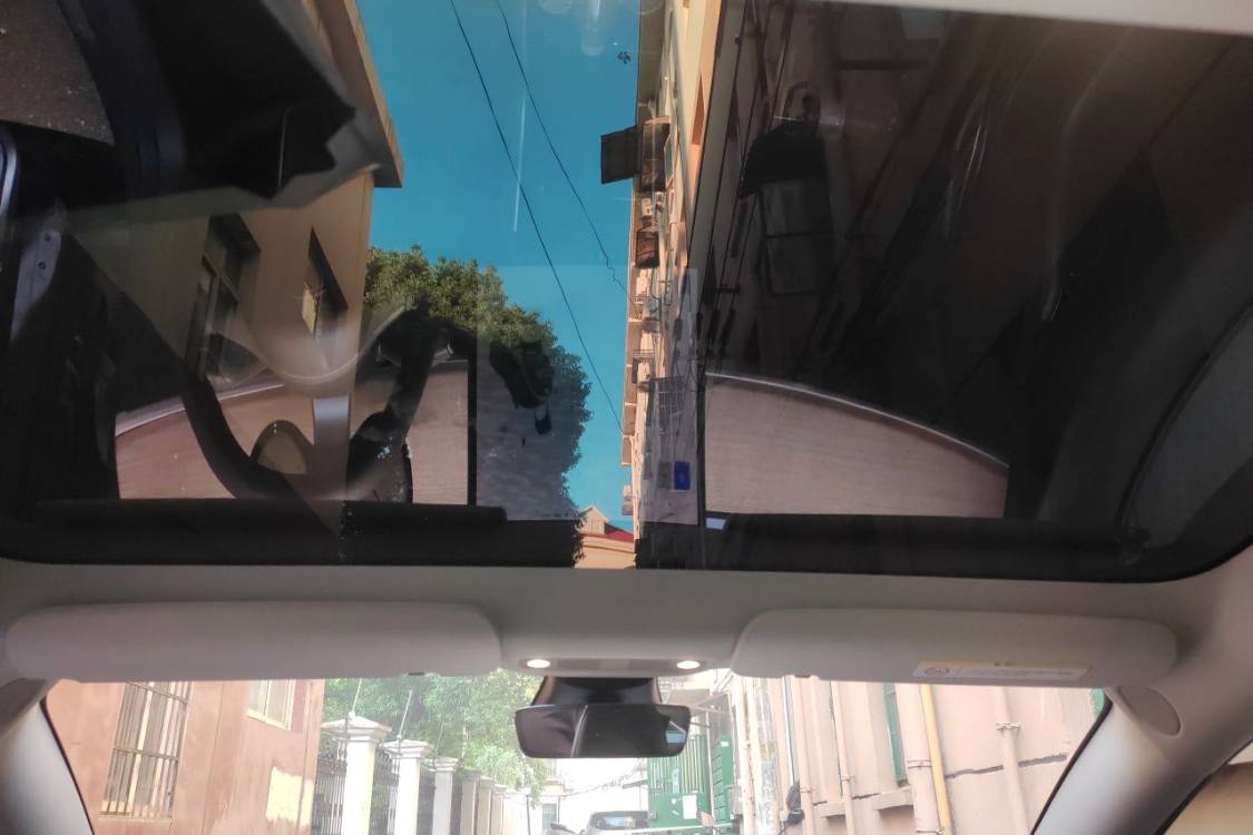 Tesla Model 3 2020 car image #20