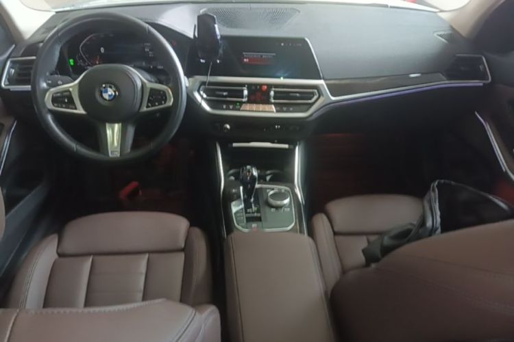 BMW 3 Series 2020 #12 BMW 3 Series 2020 car image #12