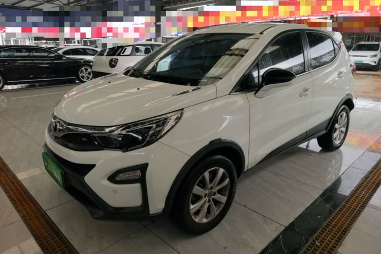 BYD Yuan 2017 #2 BYD Yuan 2017 car image #2