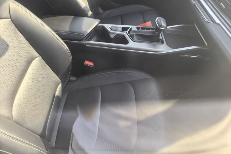 GEELY Emgrand 2022 immagine di auto #10