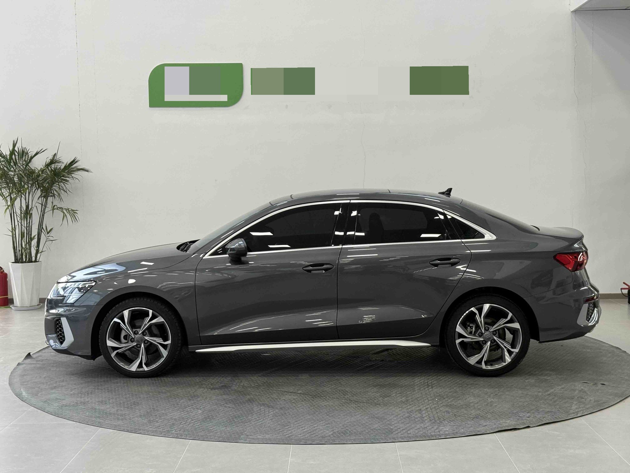 2022 immagine di auto #7
