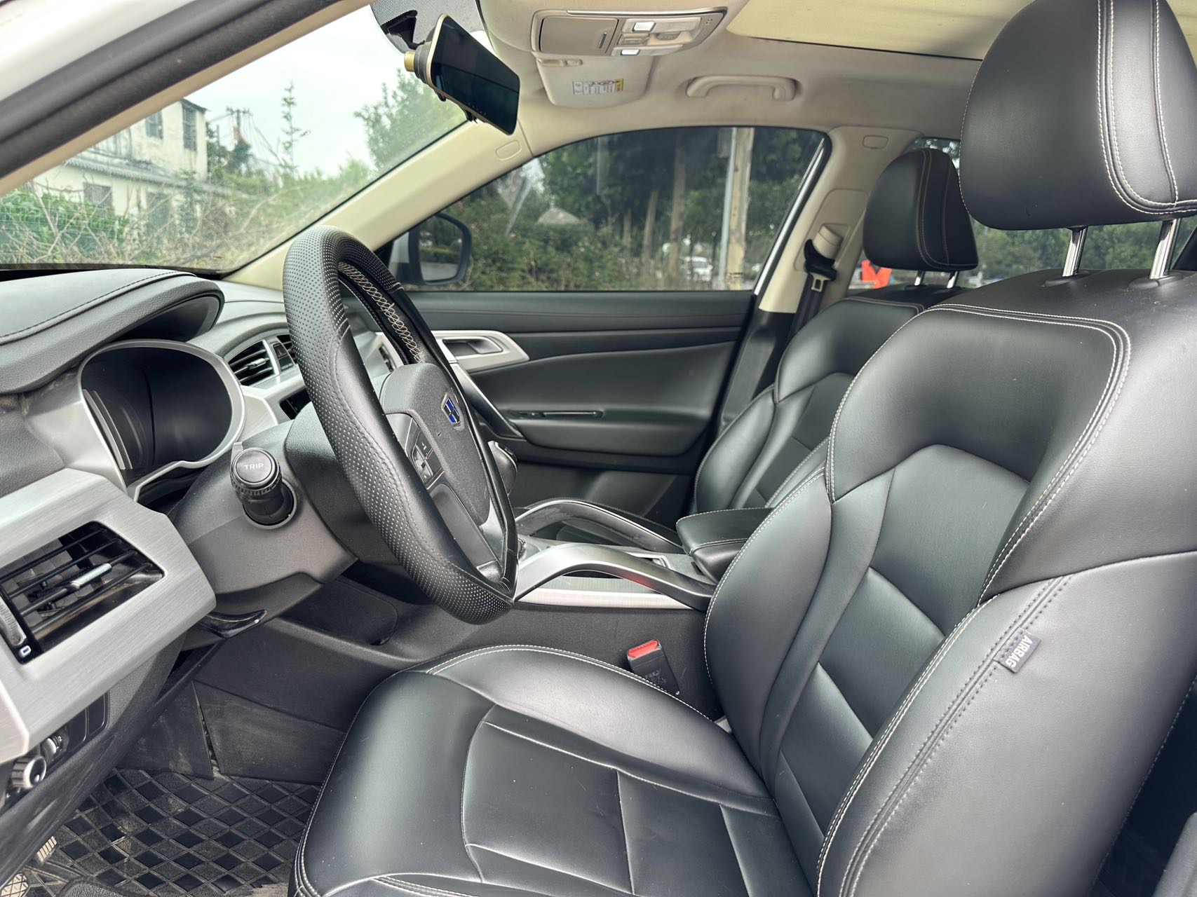 GEELY Boyue 2017 car image #4