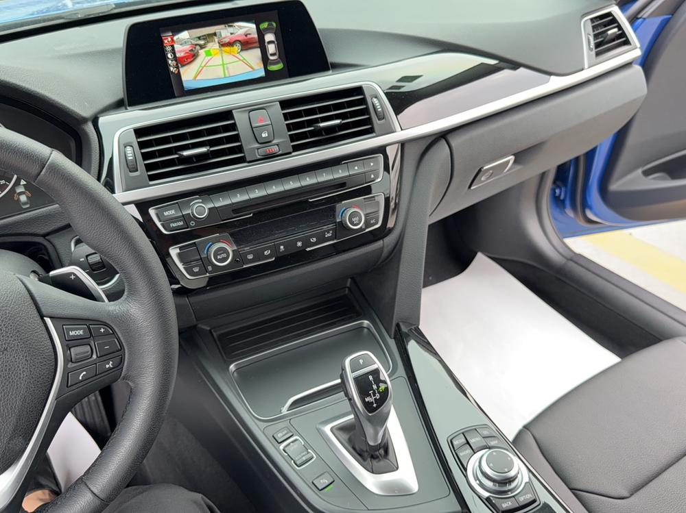 BMW 3 Series 2016 car image #20