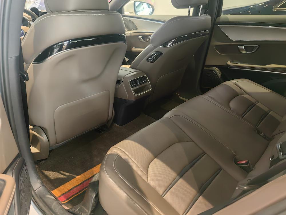 BYD Han 2022 car image #17