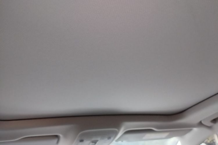 Audi Q3 2020 car image #18