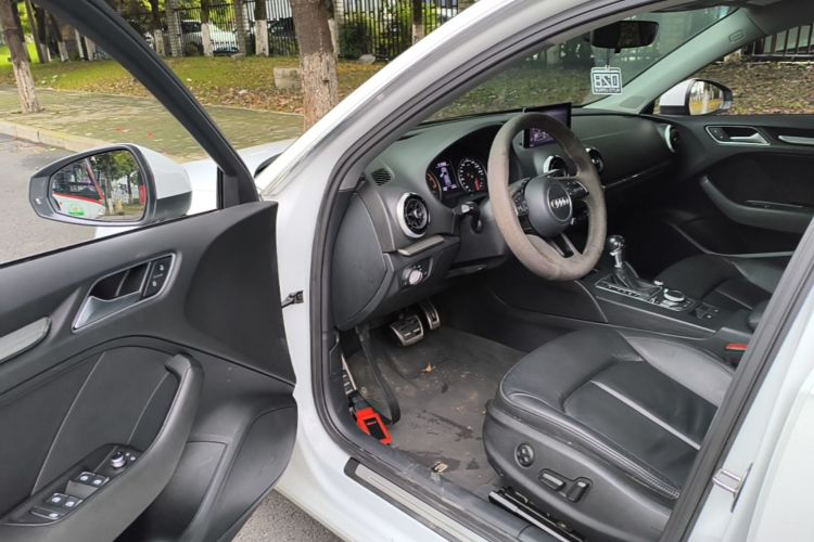 Audi A3 2018 #16 Audi A3 2018 car image #16