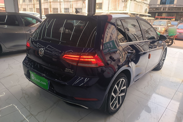 Volkswagen Golf 2020 immagine di auto #5