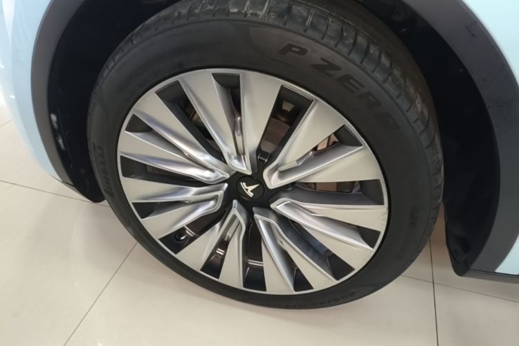Tesla Model Y 2023 #9 Tesla Model Y 2023 immagine di auto #9