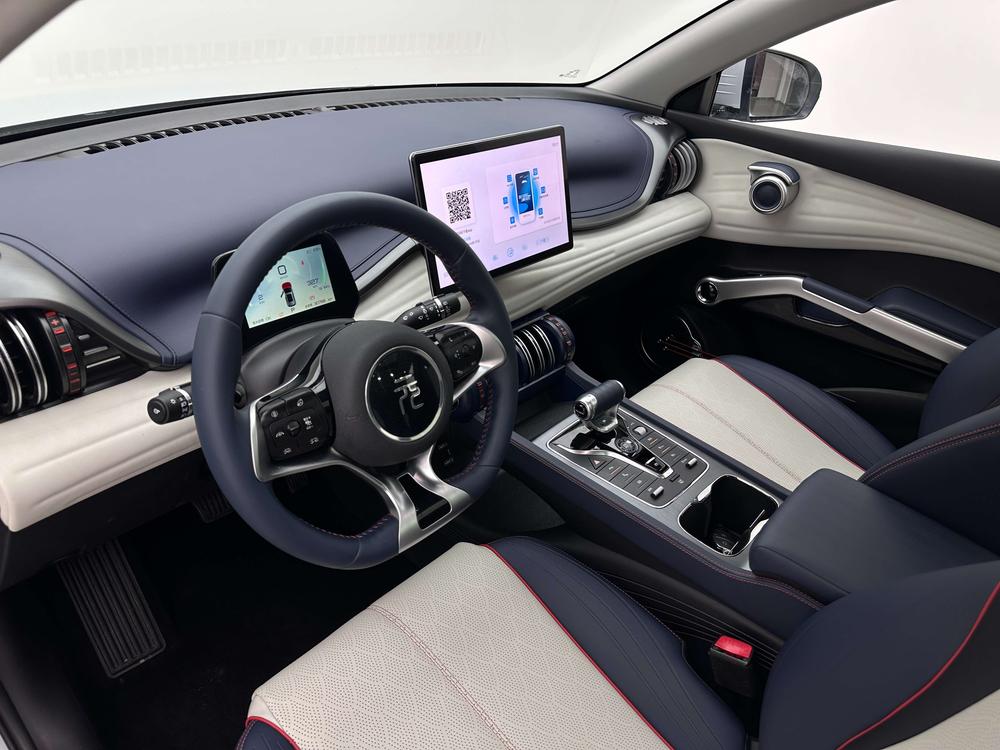 BYD Yuan Plus 2023 immagine di auto #23