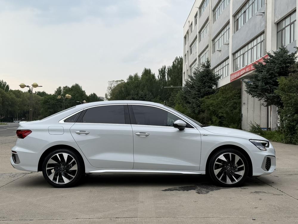 Audi A3 2023 car image #8