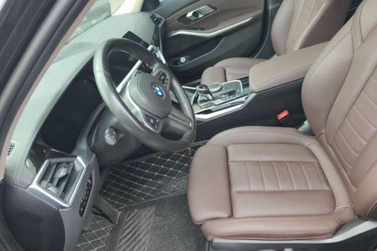 BMW 3 Series 2020 #15 BMW 3 Series 2020 car image #15