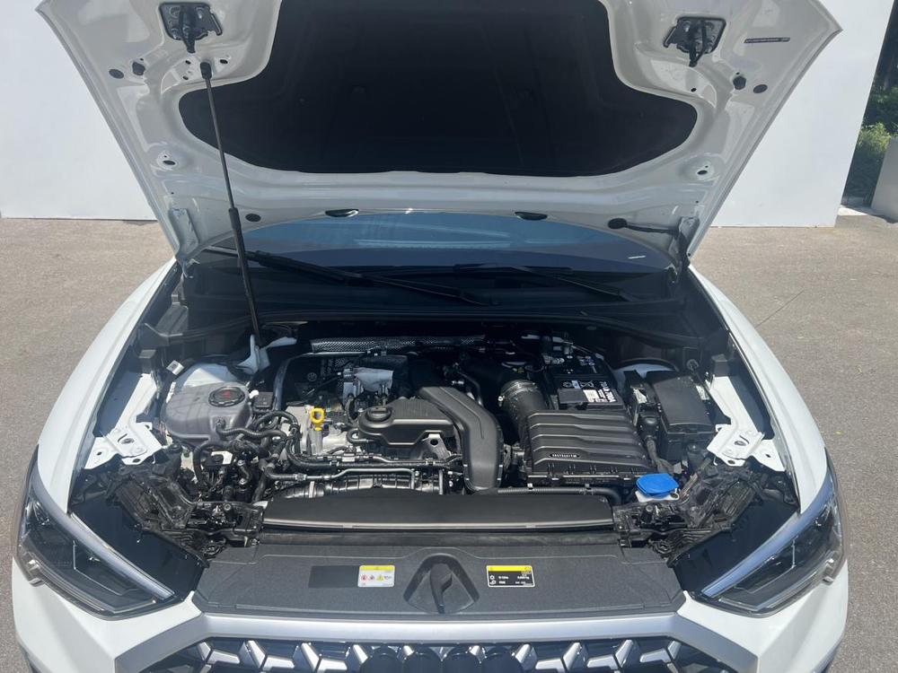 Audi Q3 2025 car image #6