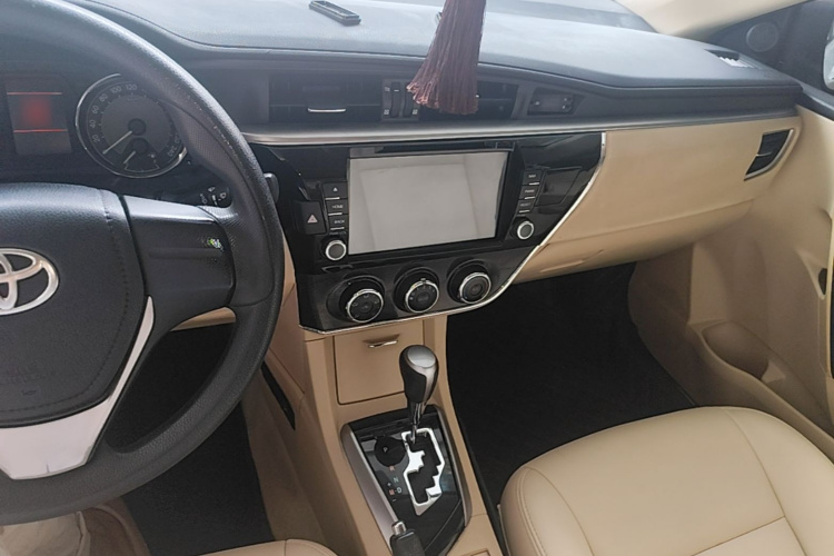 Toyota Corolla 2016 #10 Toyota Corolla 2016 car image #10
