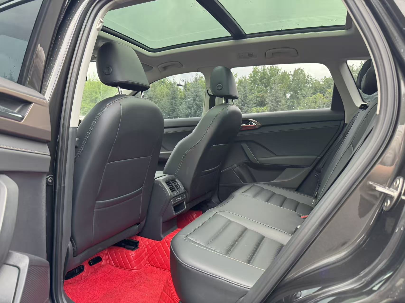 Volkswagen Tharu 2022 #5 Volkswagen Tharu 2022 immagine di auto #5