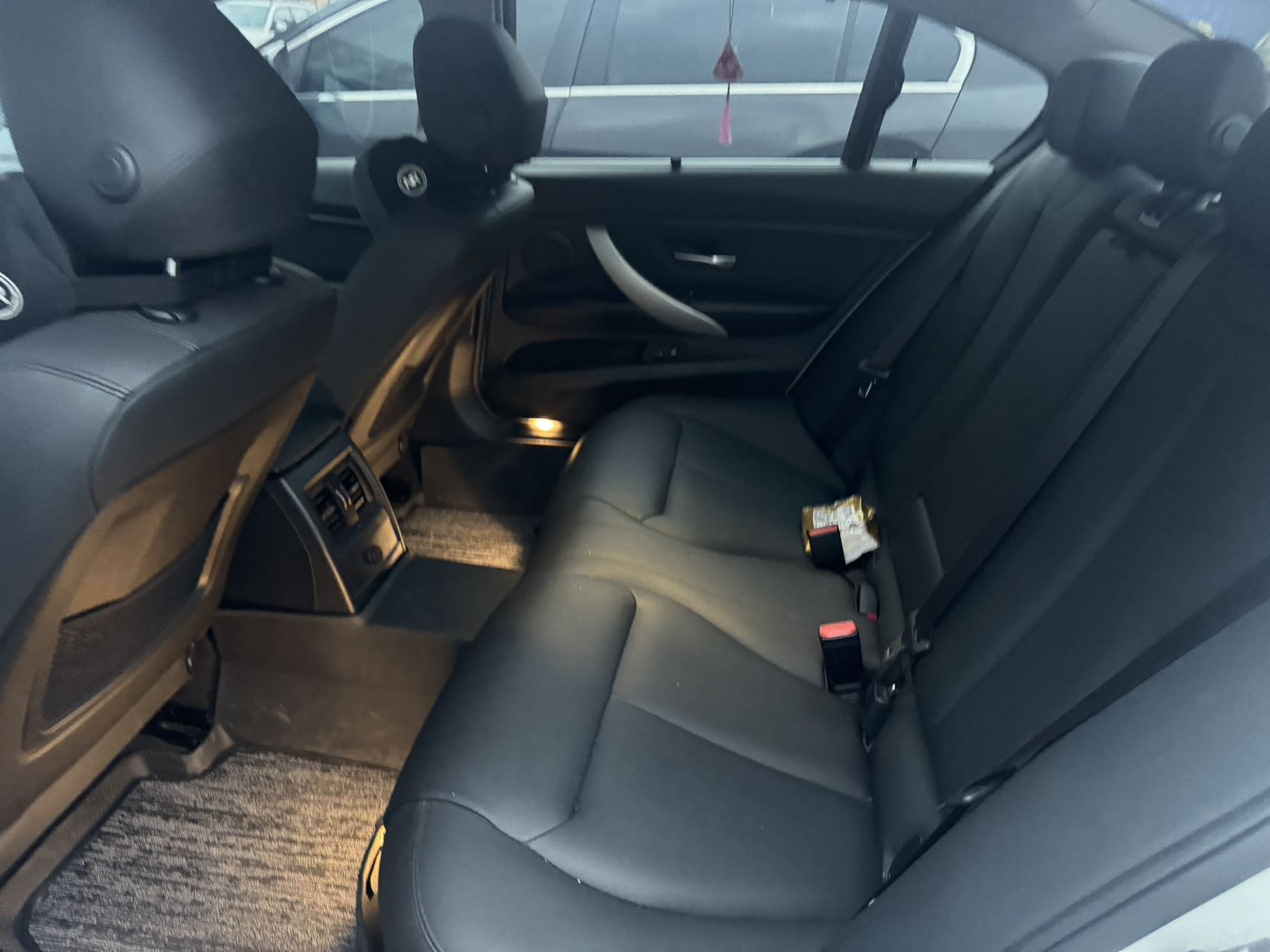 BMW 3 Series 2015 #8 BMW 3 Series 2015 car image #8