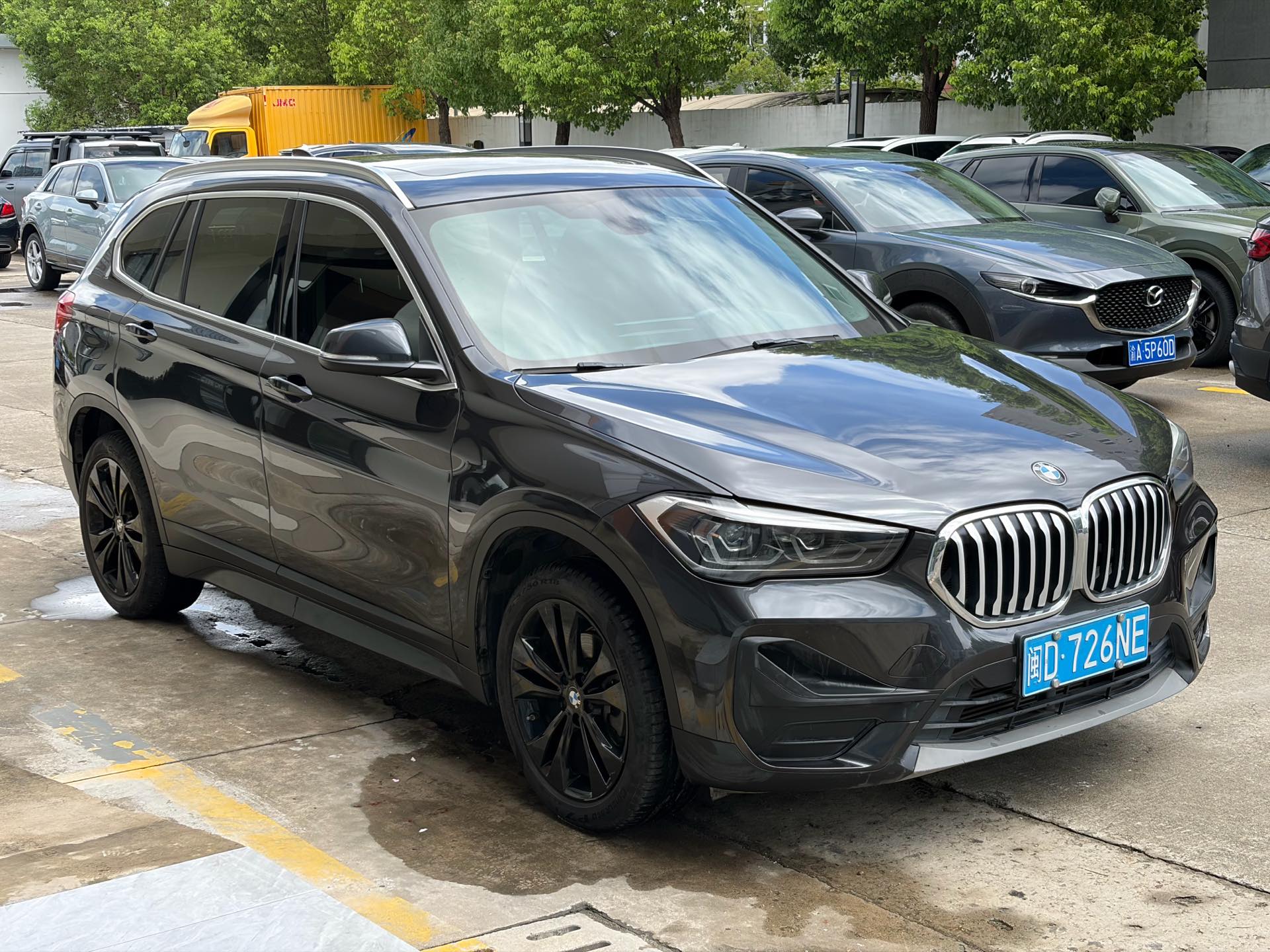 BMW X1 2021 car image #2