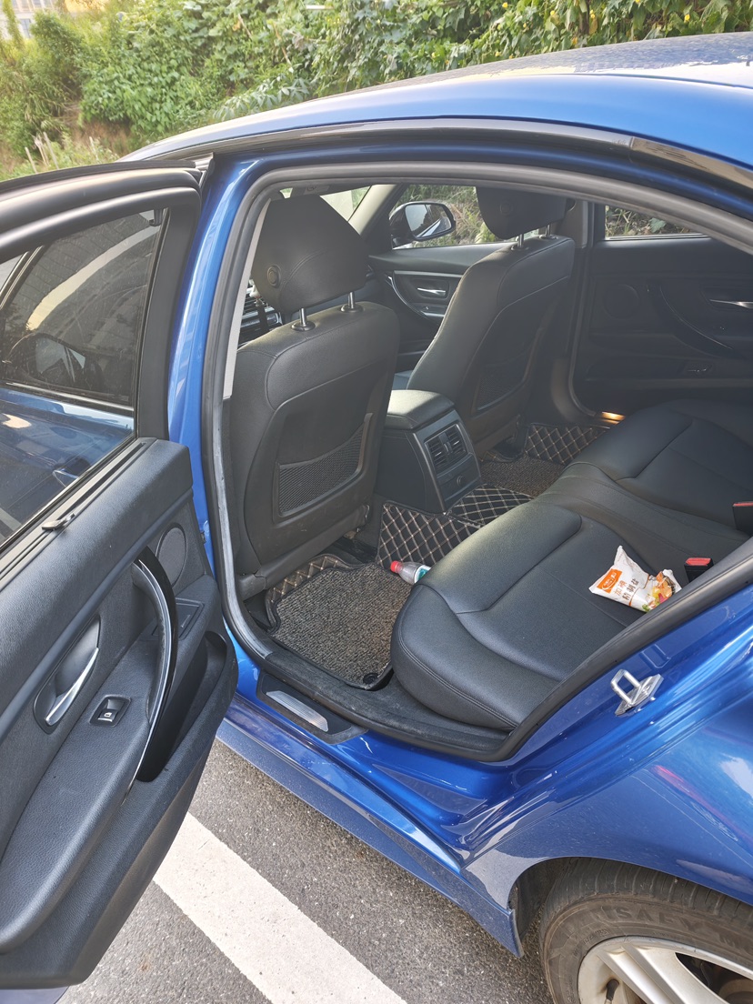 BMW 3 Series 2017 #5 BMW 3 Series 2017 car image #5