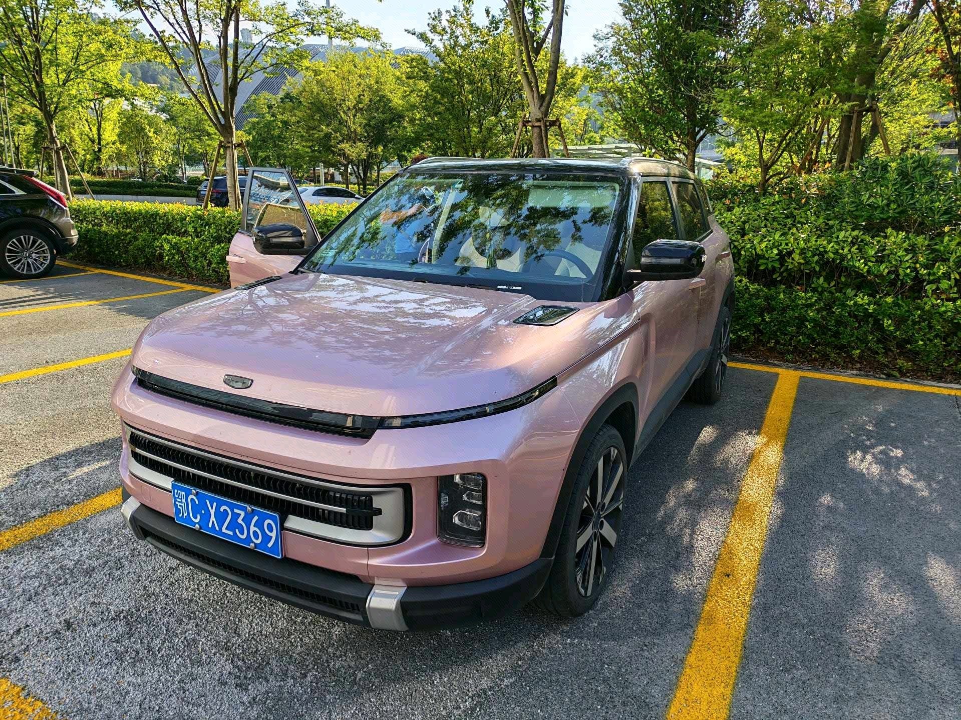 GEELY ICON 2023 GEELY ICON 2023 صورة سيارة